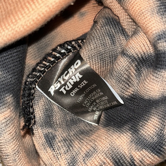 PSYCHO TUNA beanie - Picture 5 of 5